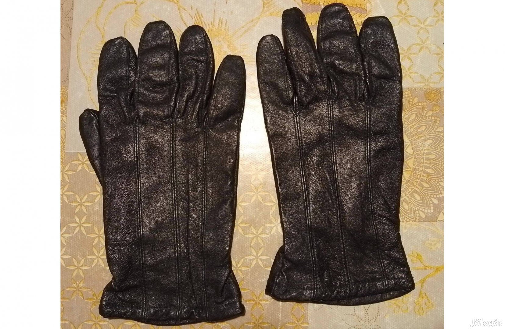 Puha bőr kesztyű béléssel kb. 7-8 méret, szép állapotban