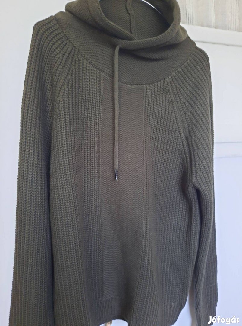 Puha oliva zöld pulóver , L XL
