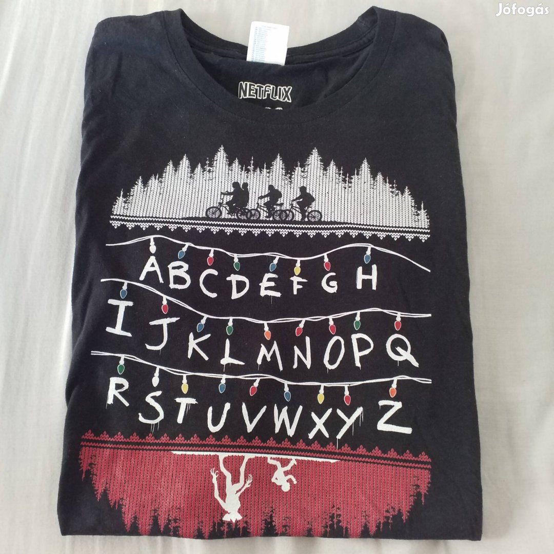 Pull&Bear Stranger Things fehér karácsonyi póló S  méret