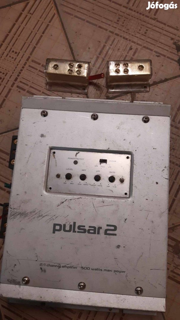 Pulsar 4xl és 2 autós erősítő