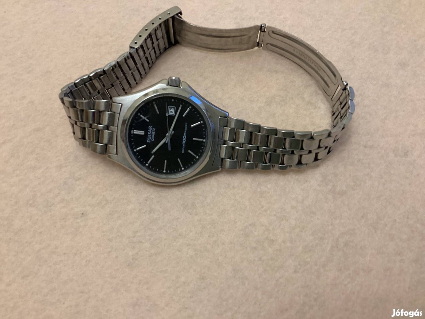 Pulsar Quartz óra fémszíjas