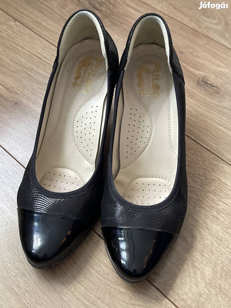 Pulso komfort 39-és fekete női cipő