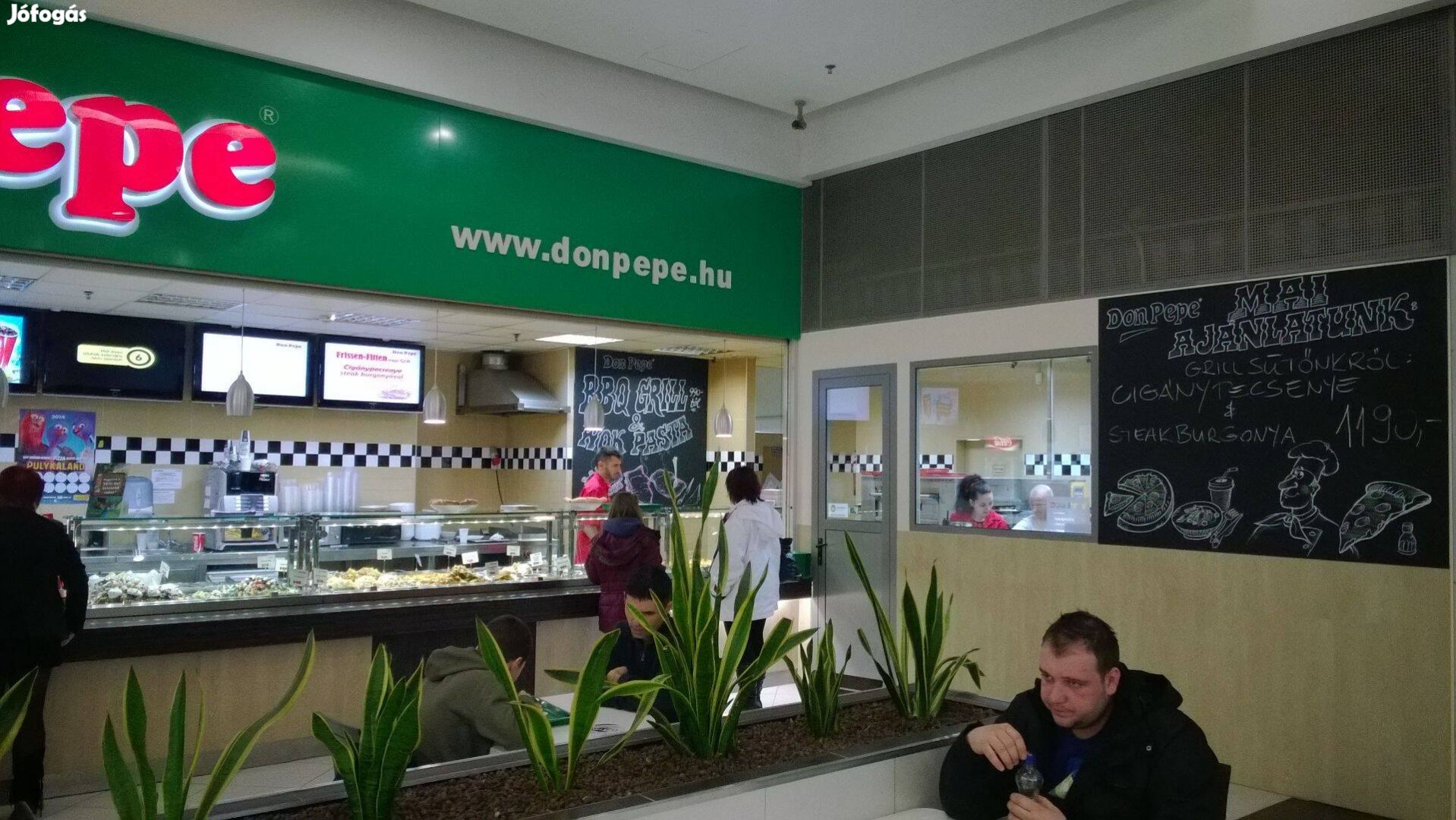 Pultost keresünk győri üzletünkbe