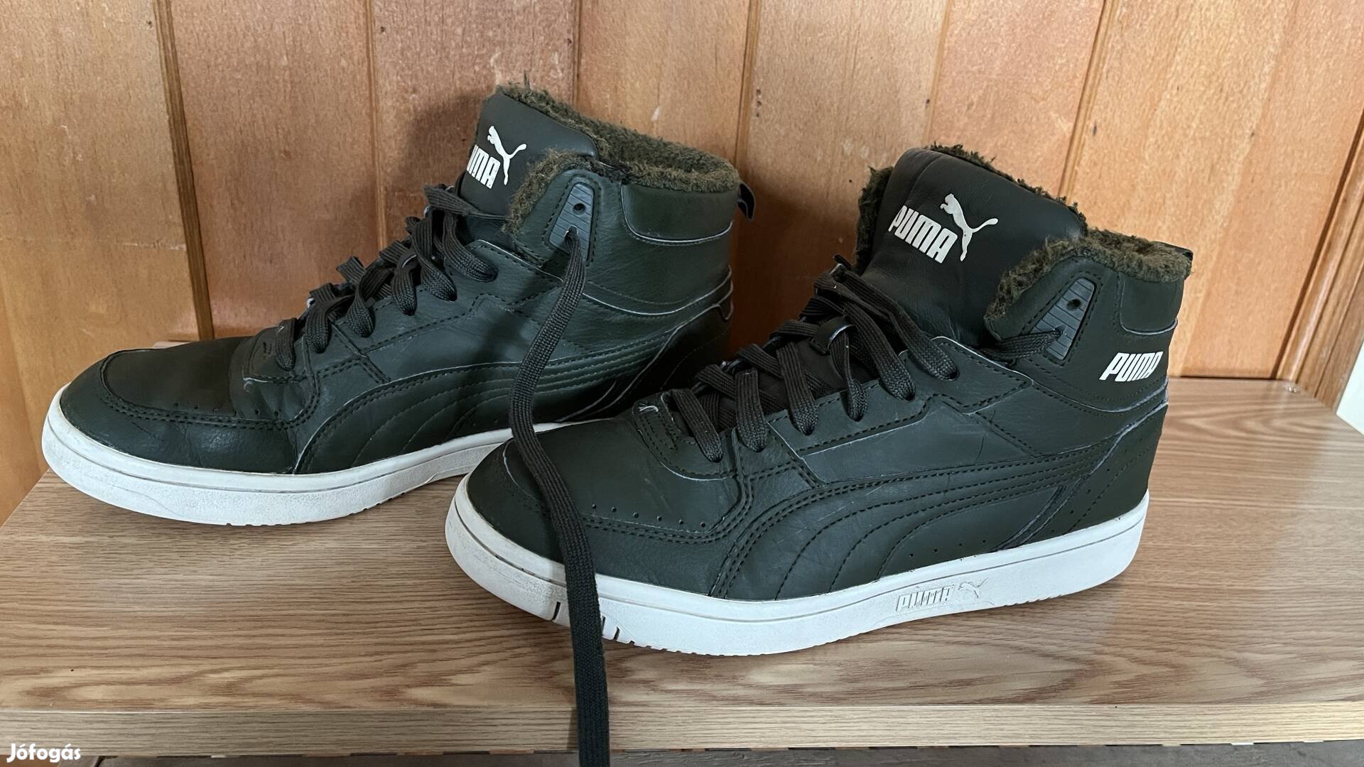 Puma magas szárú bélelt sneaker cipő bakancs 40,5