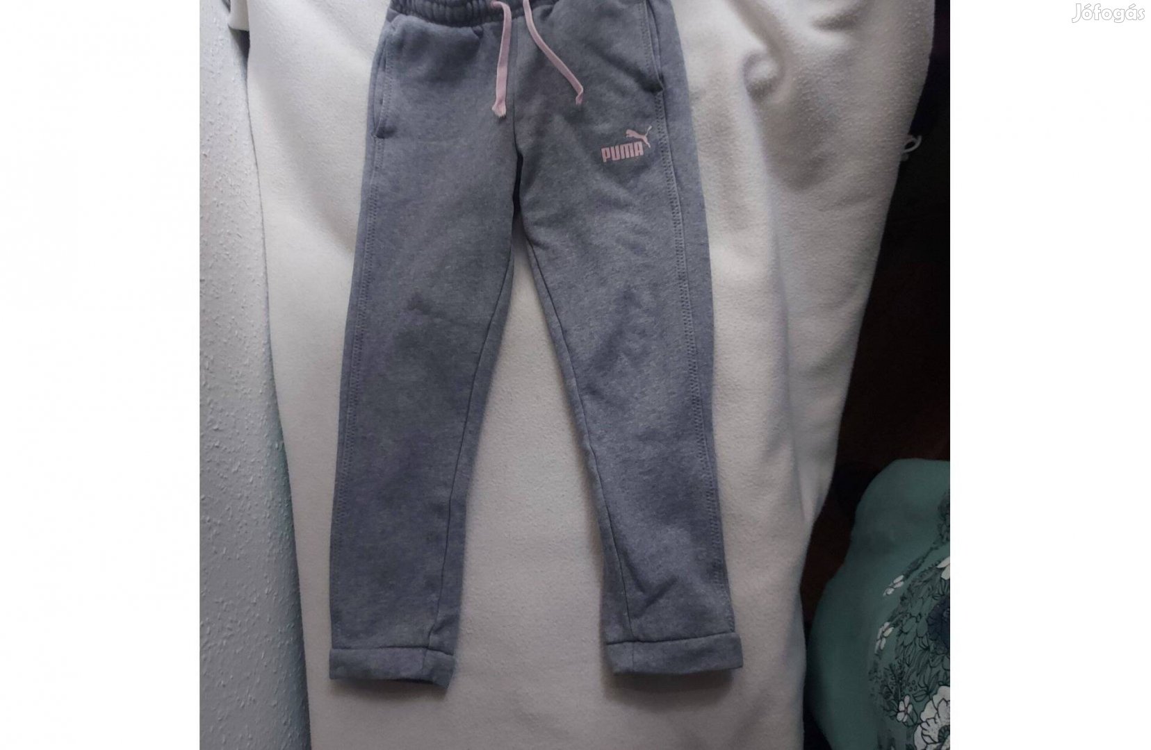 Puma szabadidő nadrág 7-8 éves kislánynak