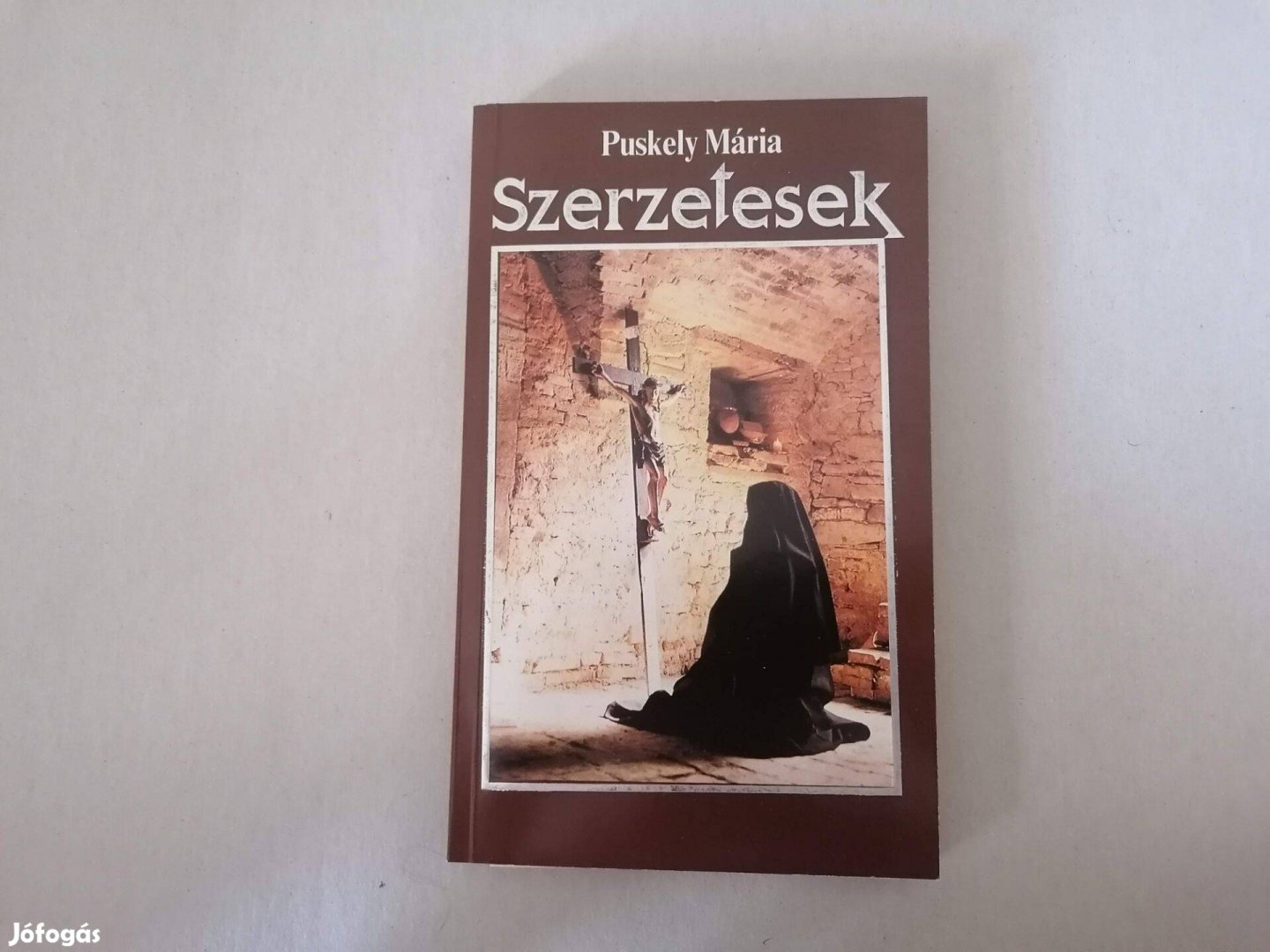 Puskely Mária: Szerzetesek című Új könyve akciósan eladó !