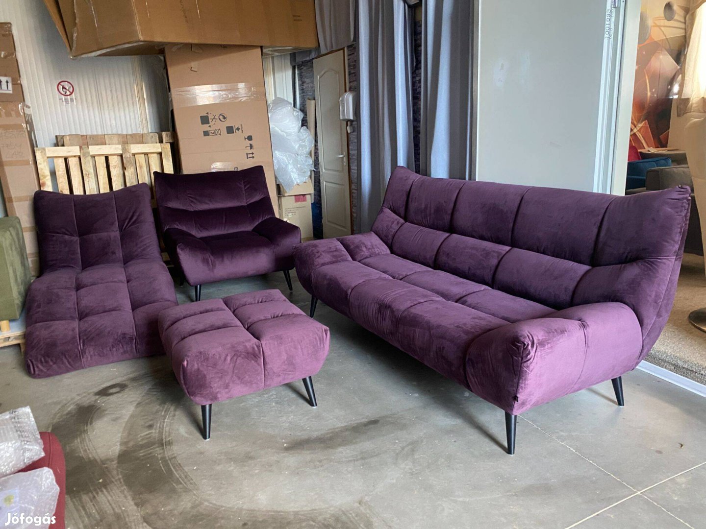 Püspöklila bársony szett Melissa fotel+ puff+ kanapé+ hullámfotel 625e