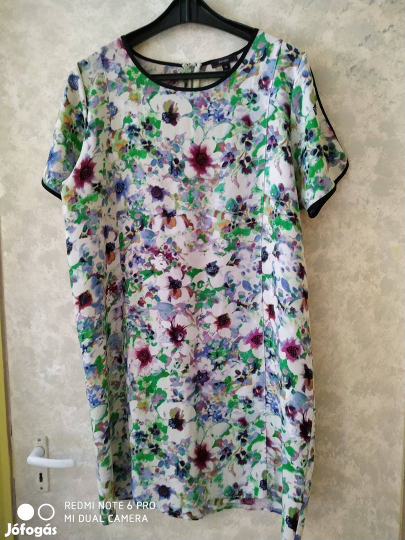 Püspöklila mintás rövid ujjú nyári ruha 46-os
