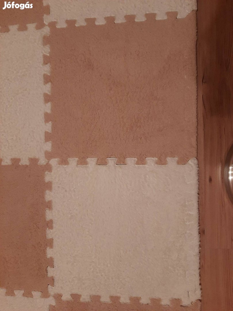 Puzzle szőnyeg, bolyhos 12 részes 30x30 cm