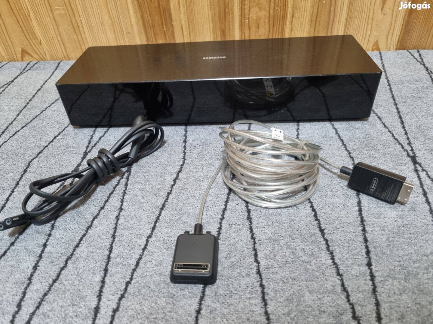 QE55Q7FNA Qled televízióhoz Samsung SOC1001N box