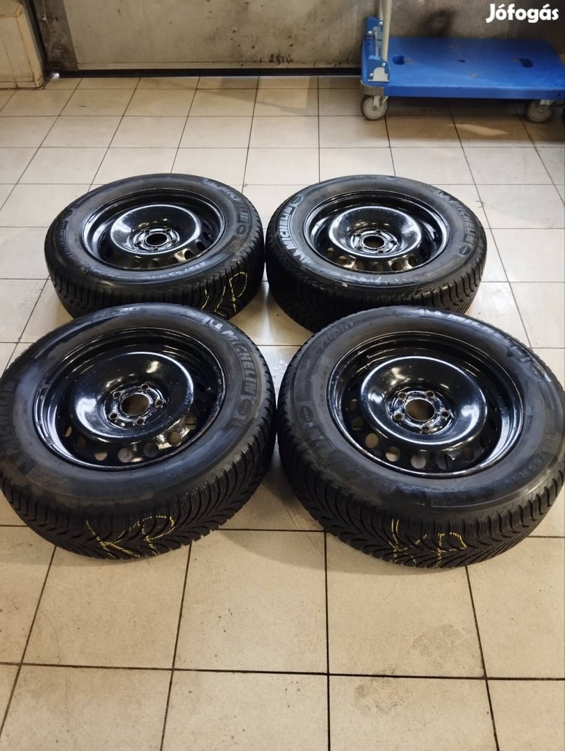 Qashqai acél lemez felni 16 coll