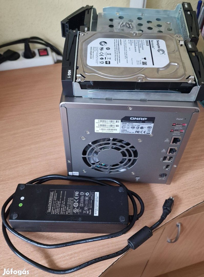 Qnap TS-412 NAS hálózati merevlemez