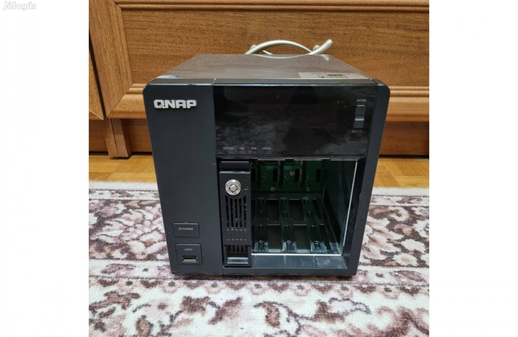 Qnap TS-439 pro II+ 4 lemezes NAS