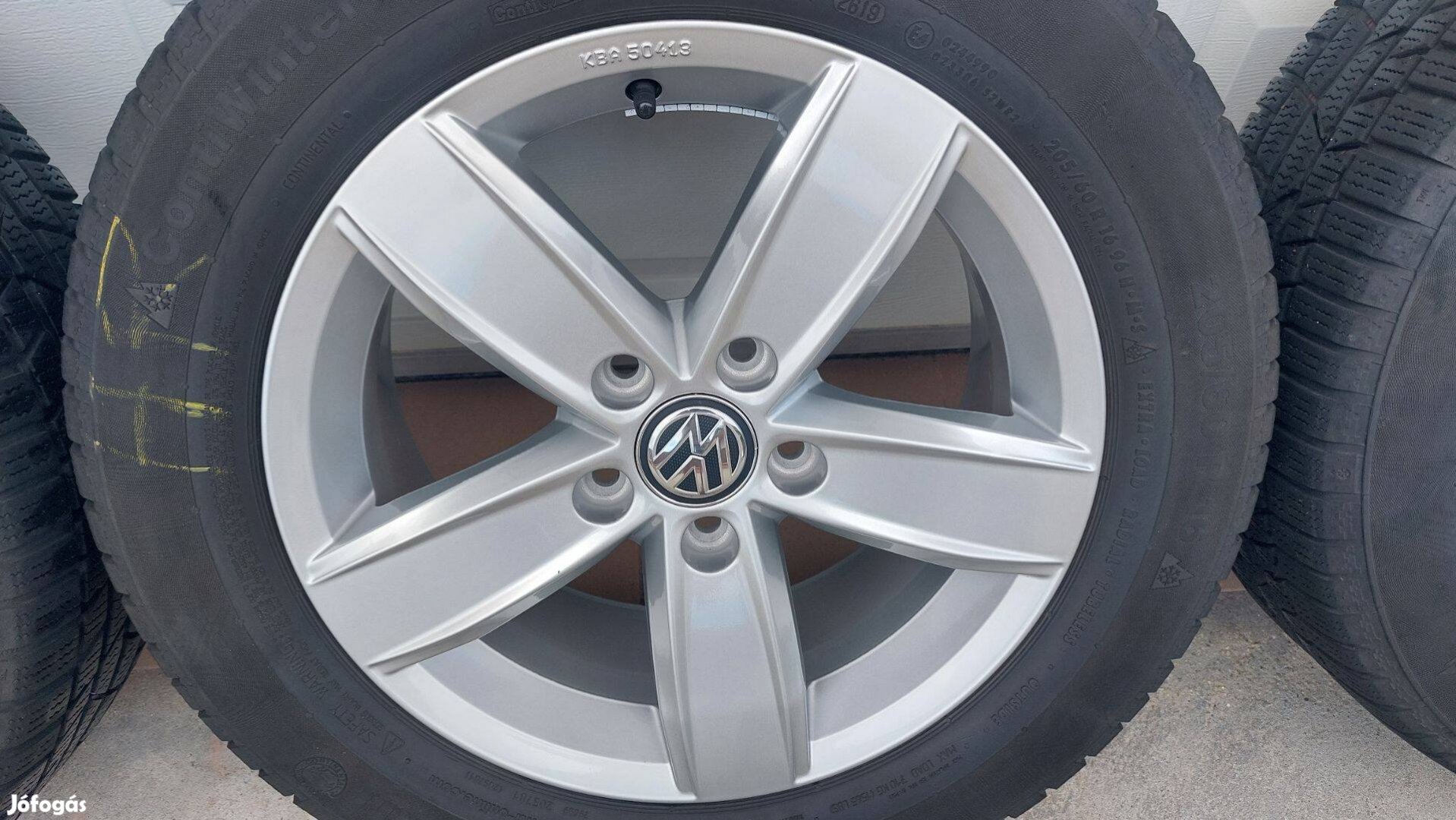 Qqq Gyári VW Touran 16 5T/Corvara/ alufelni ,téligumi