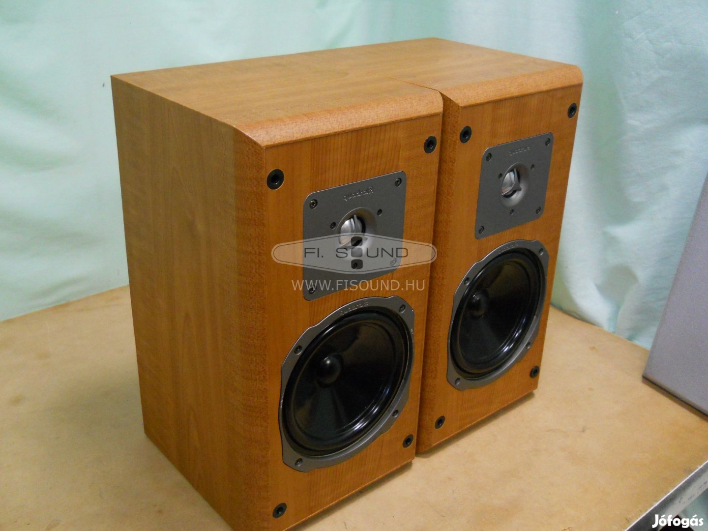 Quadral Mistral X ,90W,4-8ohm,2 utas hangfal pár 16cm-s