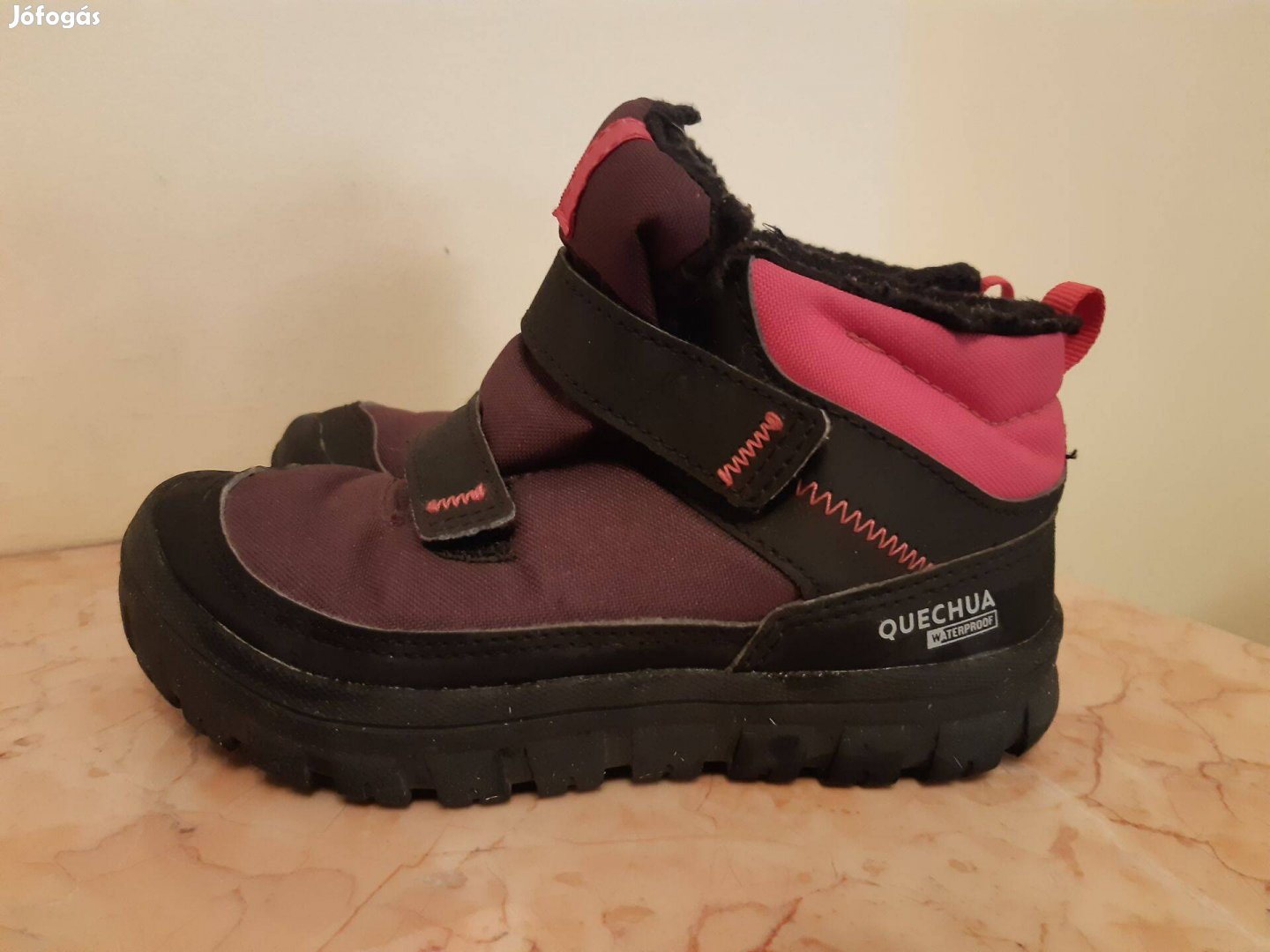 Quechua Waterproof borvörös-málna-fekete vízálló bundás bakancs 28/29