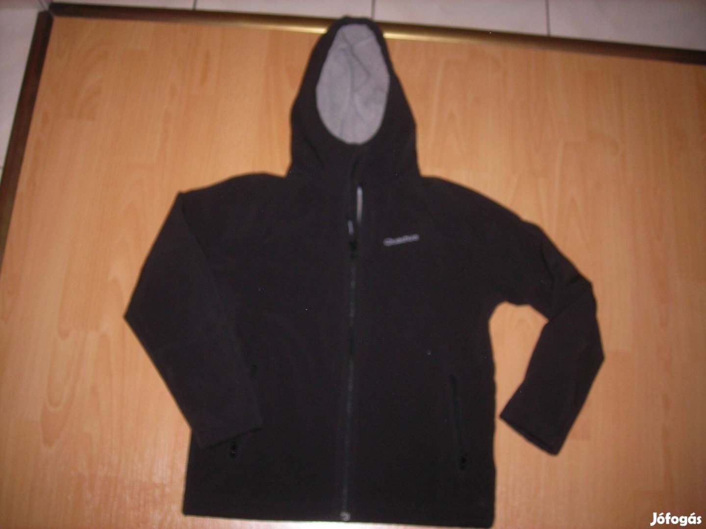 Quechua bélelt softshell átmeneti kabát 10 év 134-145