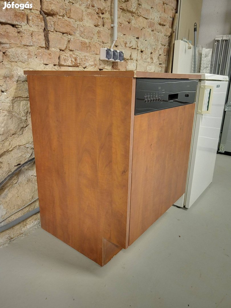 Quelle 12 terítékes mosogatógép