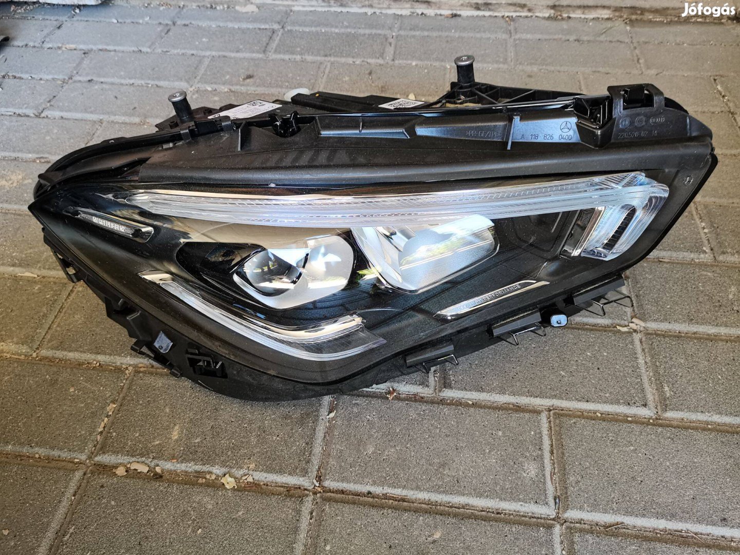 R0302 A1189068400 W118 CLA Class Mercedes LED High Performance Új