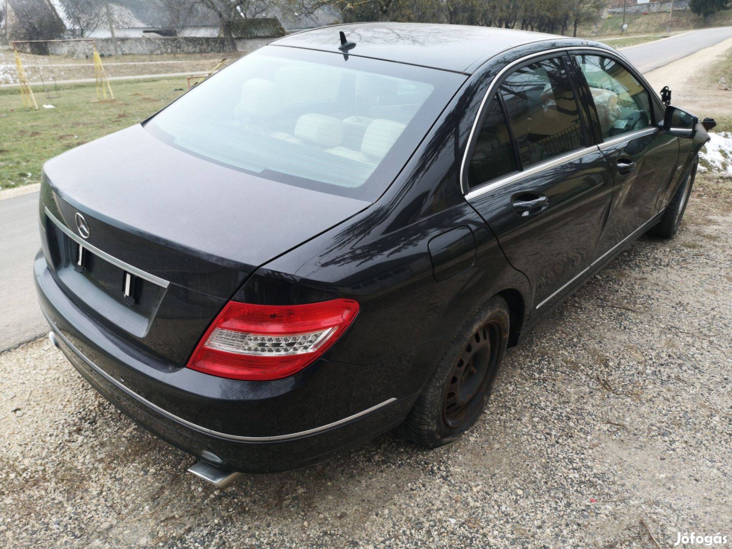 R0302 Mercedes W204 C Class 320 CDI Bontás