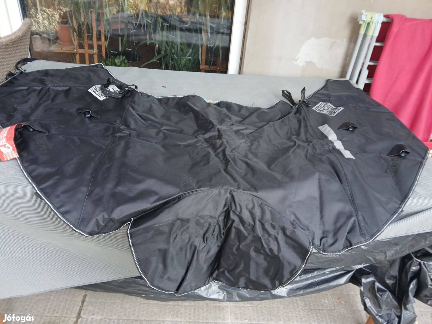 R037 motoros lábtakaró eladó!