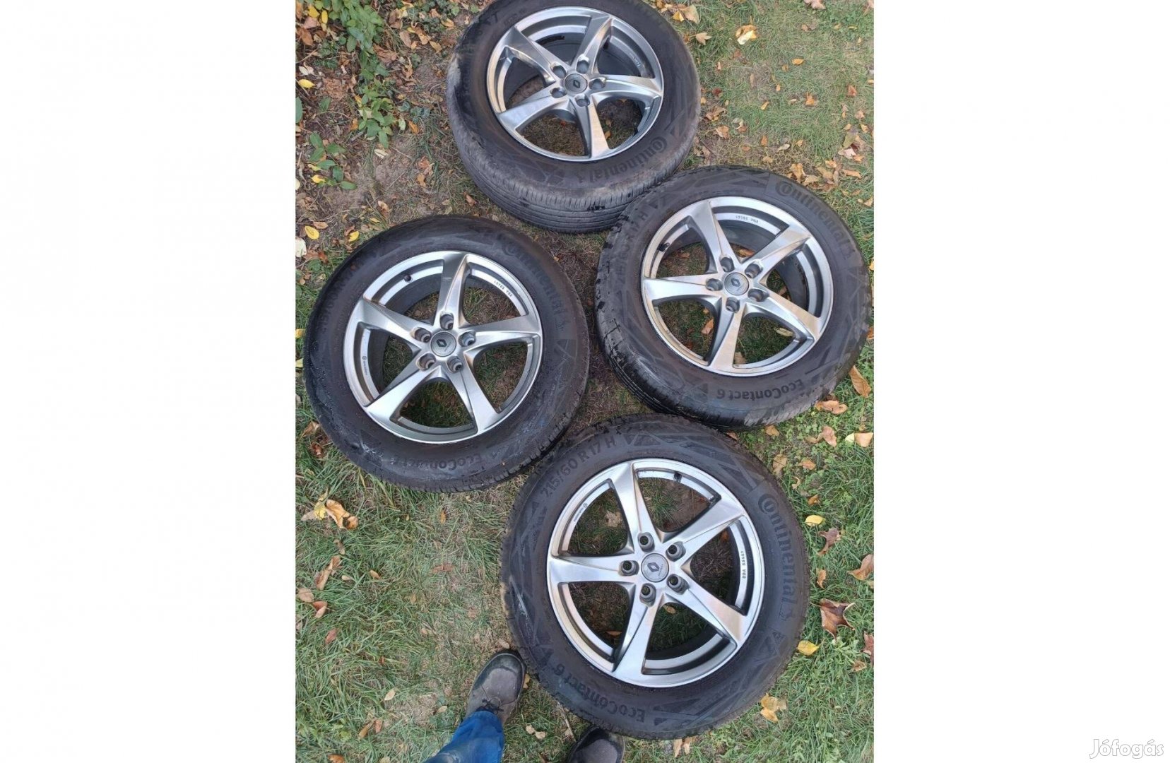 R17 ET38 J7 Renault Felni (+ külön Ecocontact6 215/60 abroncsok)