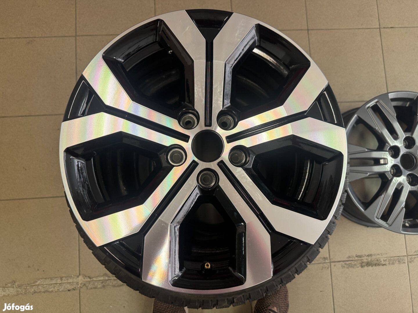 R17 Original Renault 6.5J ET32 - 403000581R 1db felni alufelni