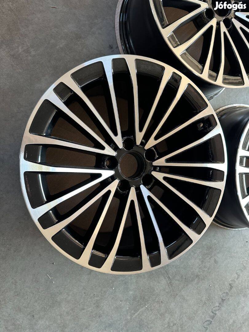 R19 Original Mercedes 10J ET48,1 - A223 401 3400 A2234013400 1db felni