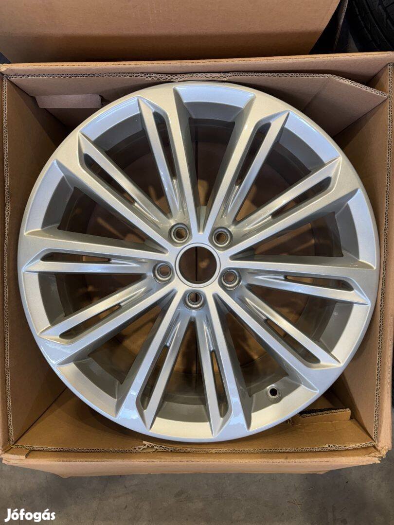 R19 Original Volkswagen 8J ET44 - 3G0 601 025R 3G0601025R 1db felni