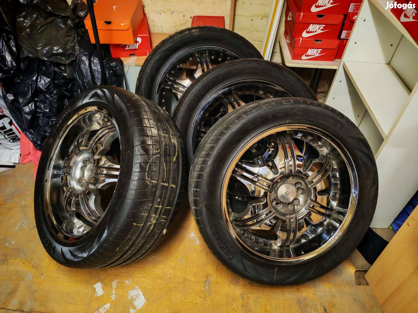R20 5x114,3 felni 20x8,5 gumi 275/45 20" 5x120