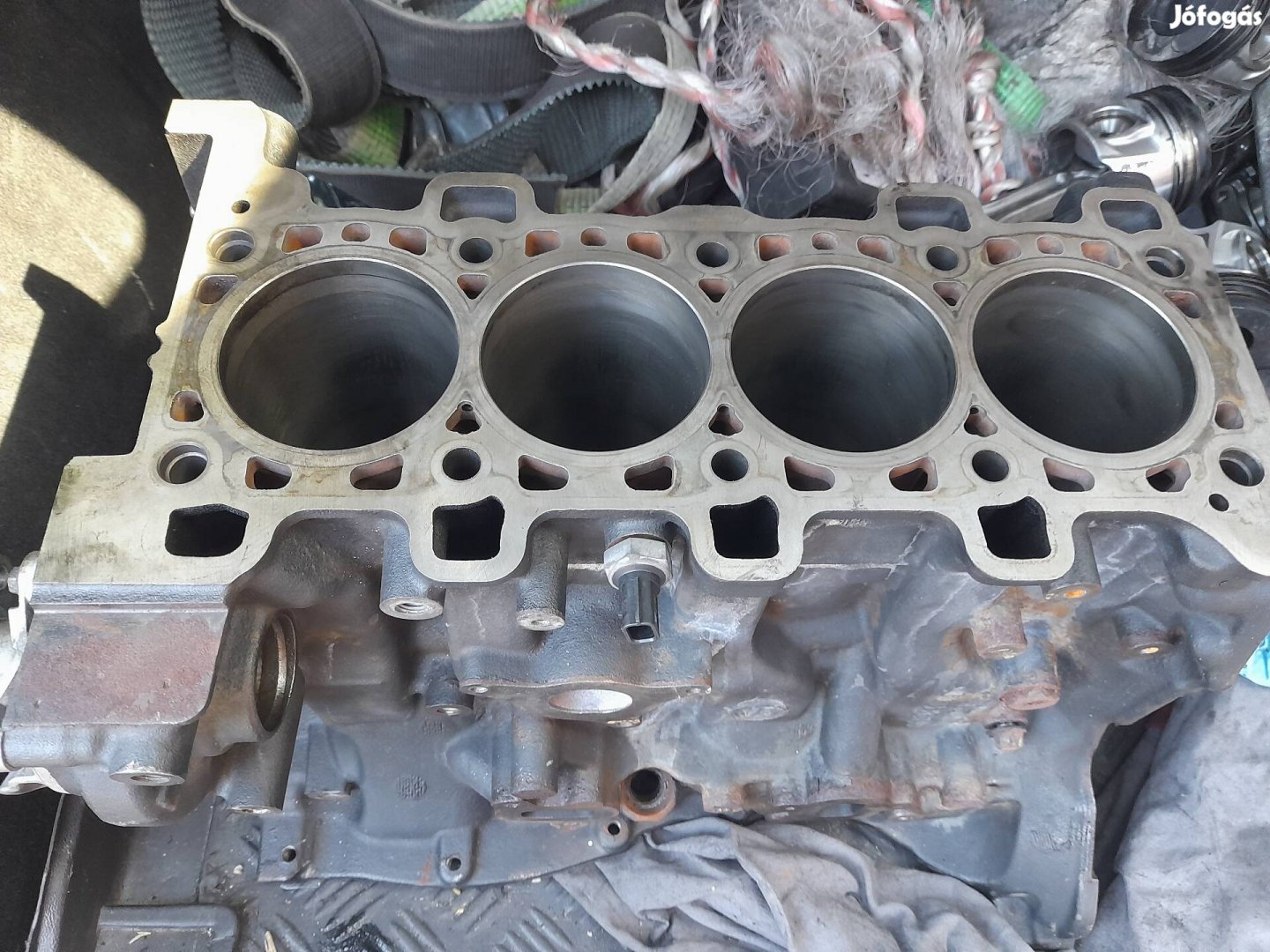 R9m452 1.6 biturbo motorblokk