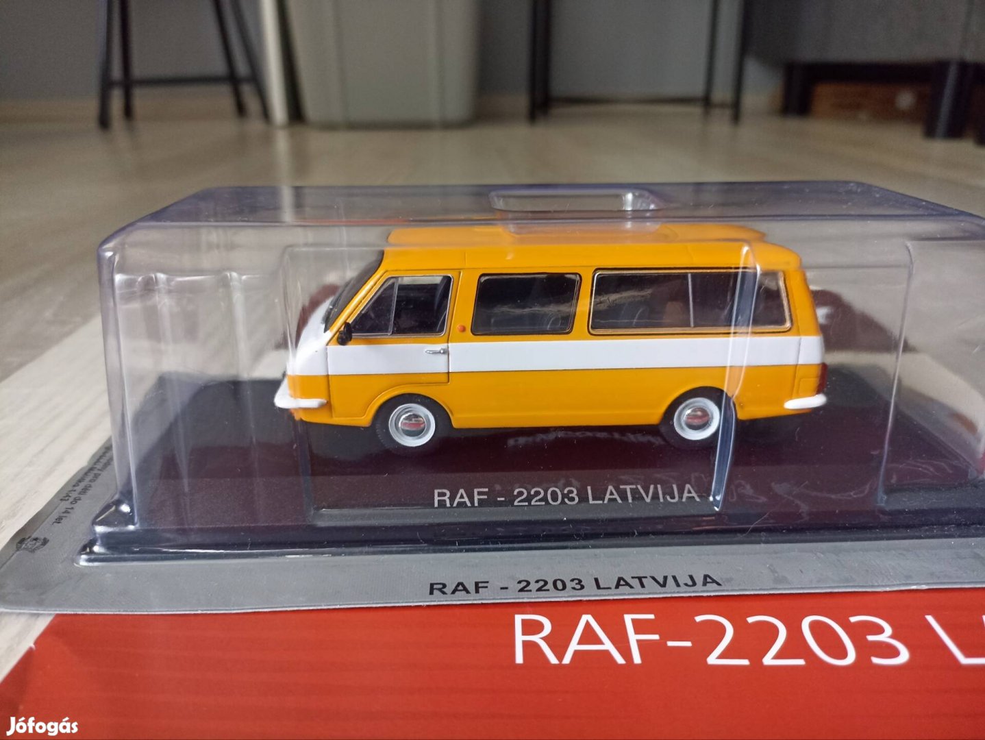 RAF 2203 Latvia Latvija 1:43 modell