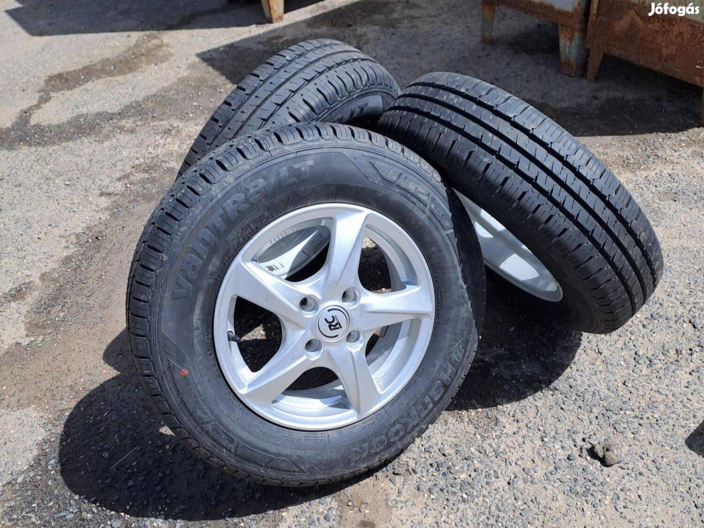 RC Design alufelni Hankook gumikkal utánfutóra