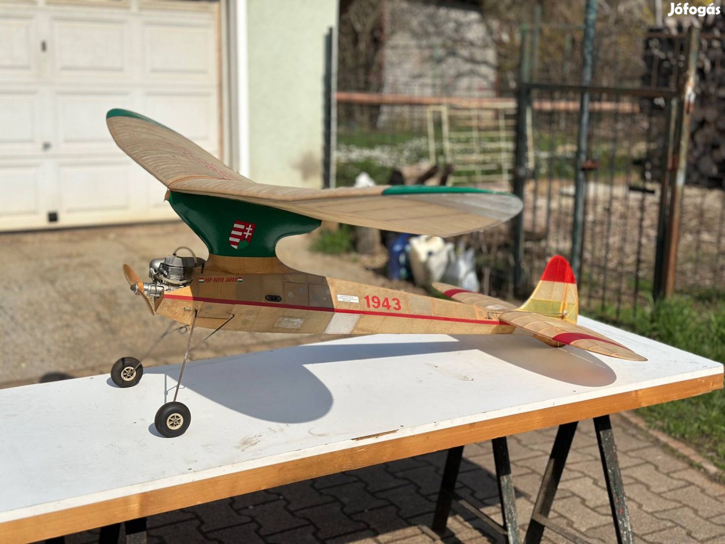 RC robbanómotoros teljesítmény modell - Tóbiás II