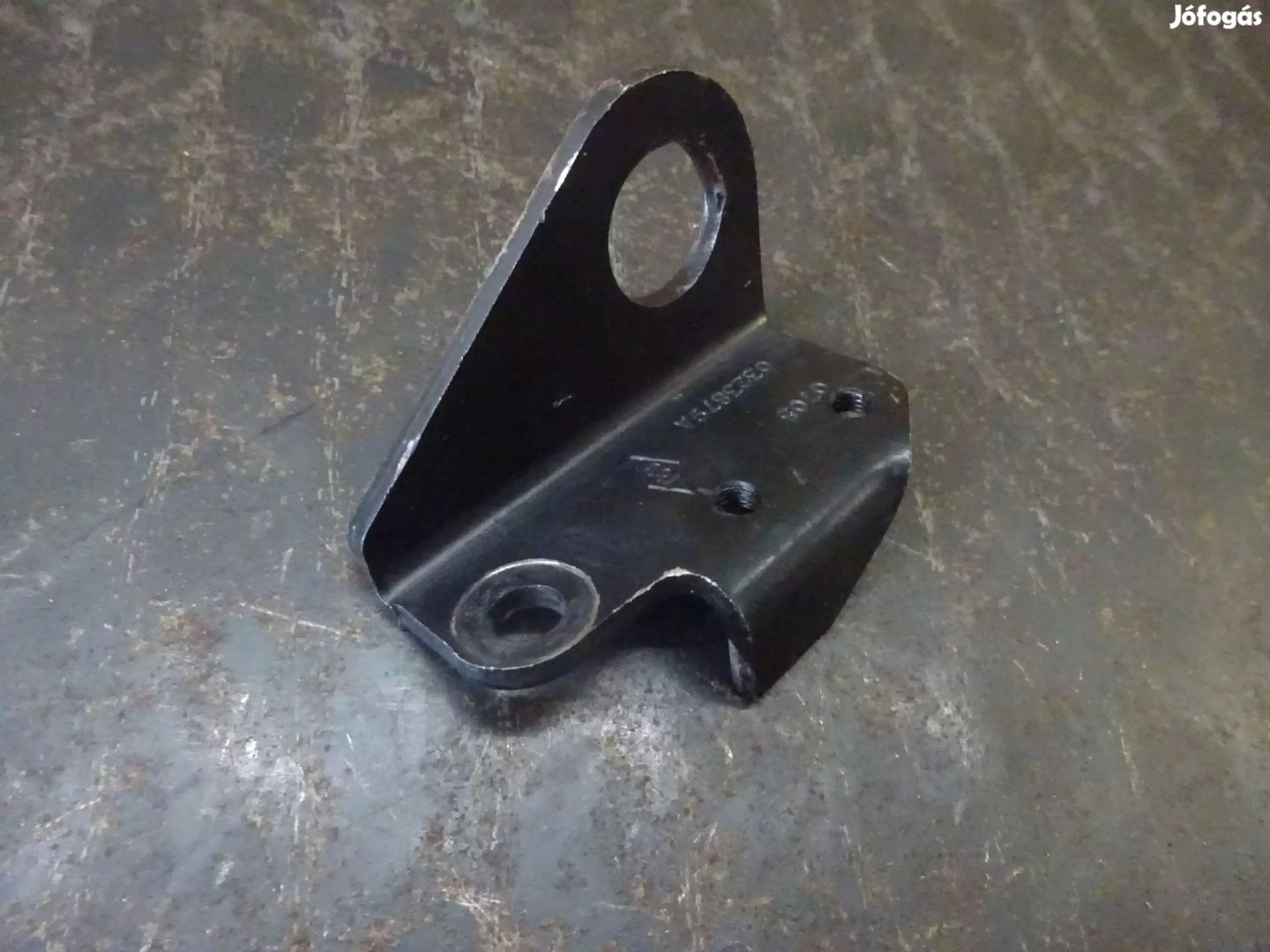 RENAULT MASTER 98-10 bal első motor kiemelő kampó fül