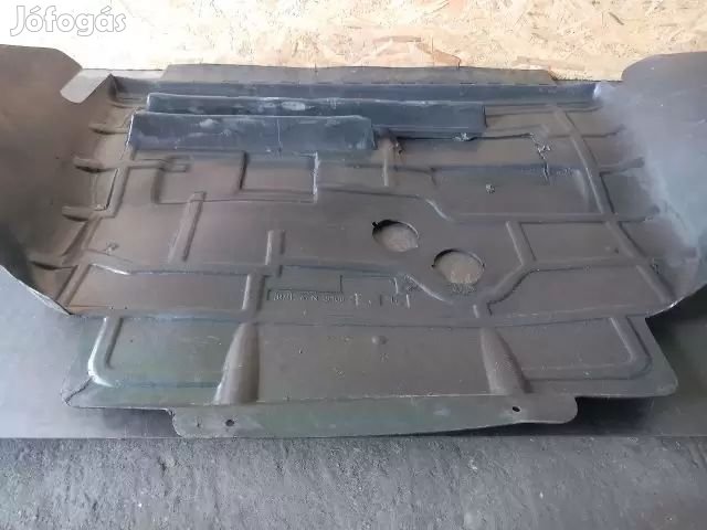 RENAULT MASTER 98-tól Alsó motorvédő Motorburkolat