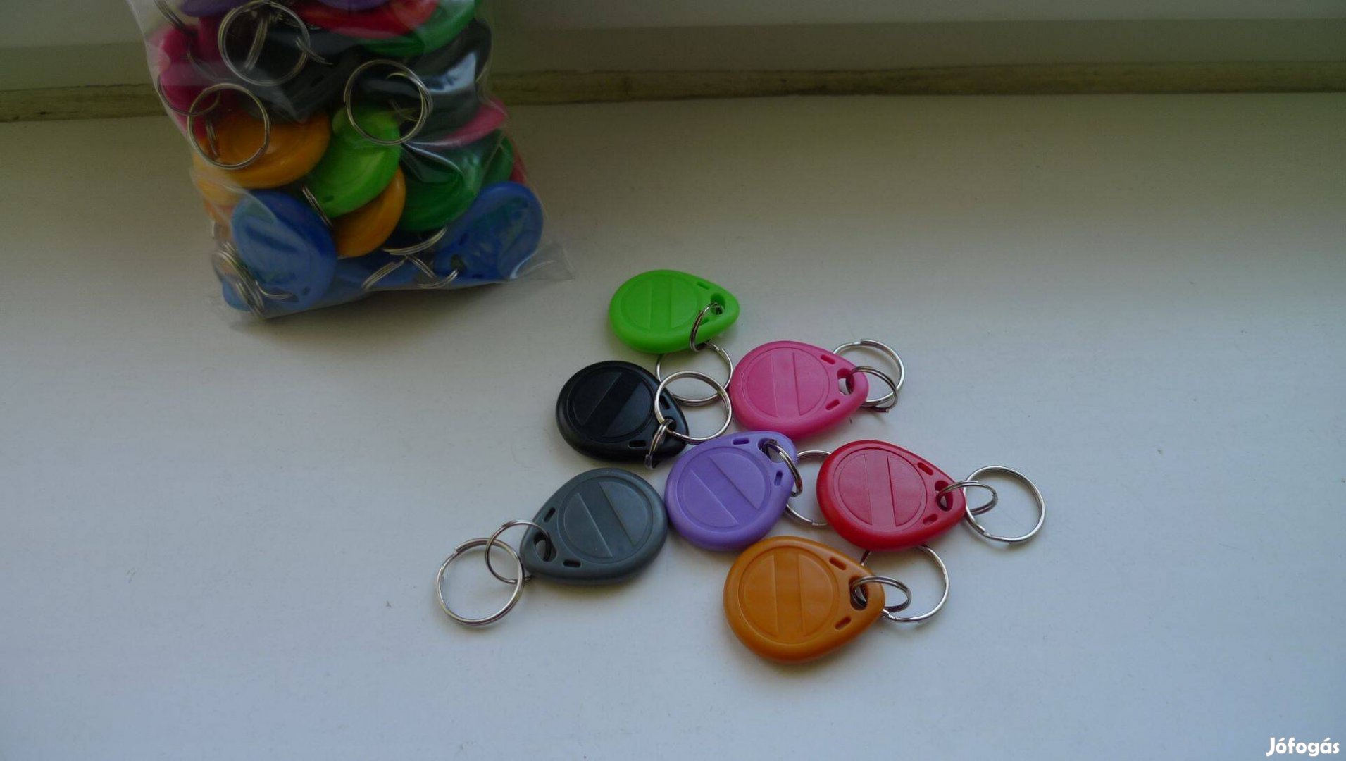 RFID token, proxy, kulcstartó, beléptető,125 khz, 13.56 mHz