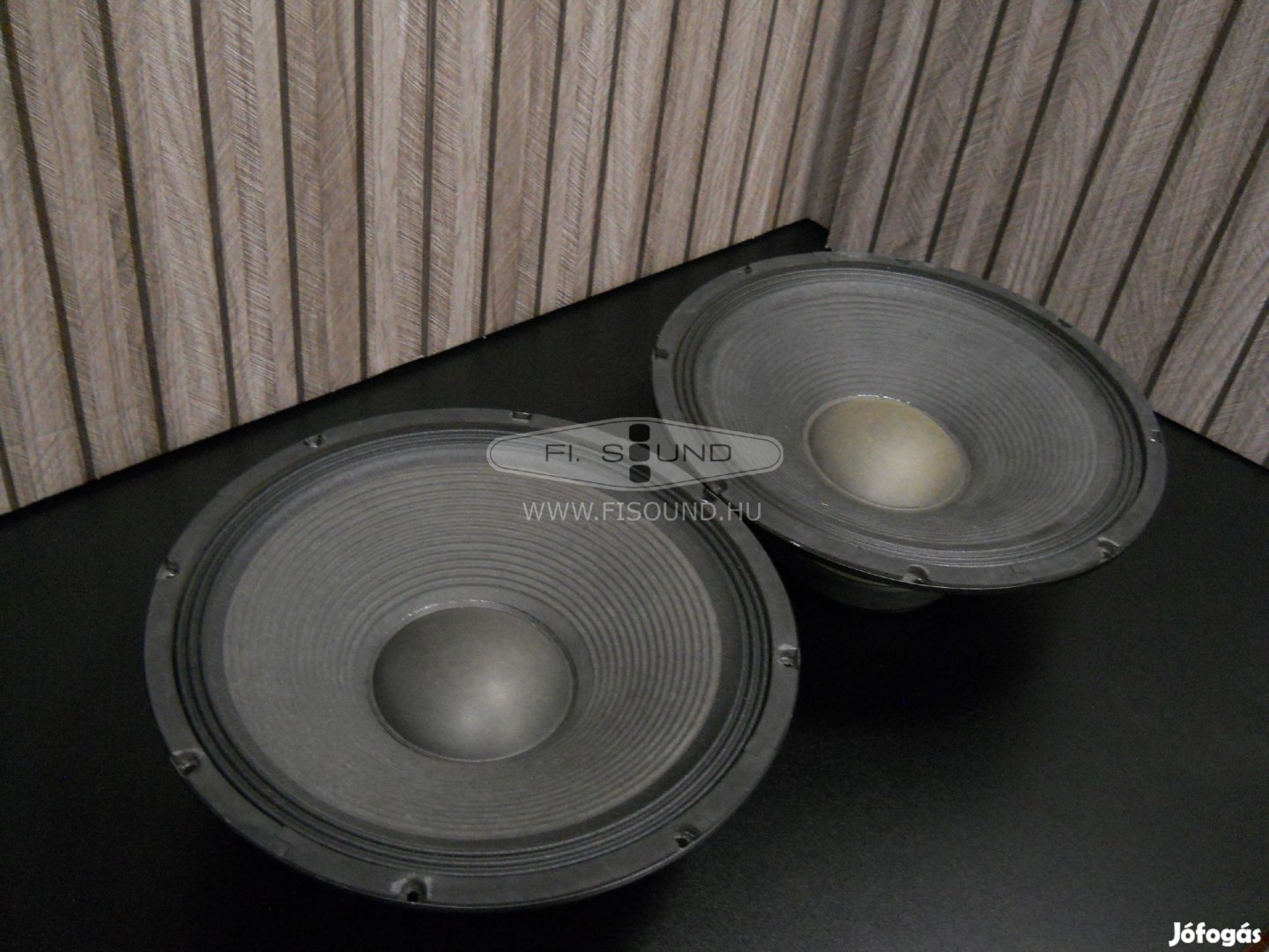 RH Sound PA15 ,300W,4ohm, 40cm-s mélysugárzó pár