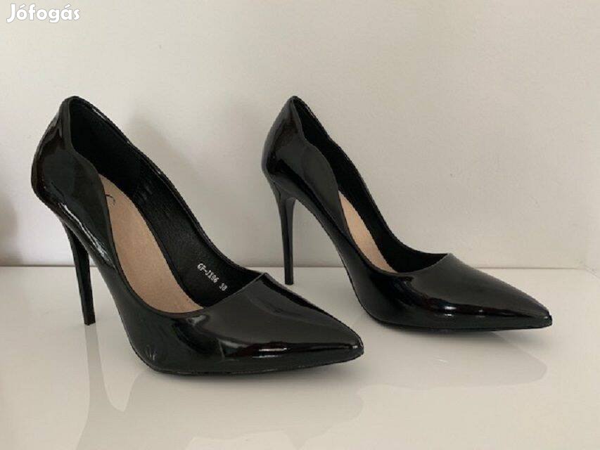 RS női fekete elegáns tűsarkú magassarkú cipő 38 új