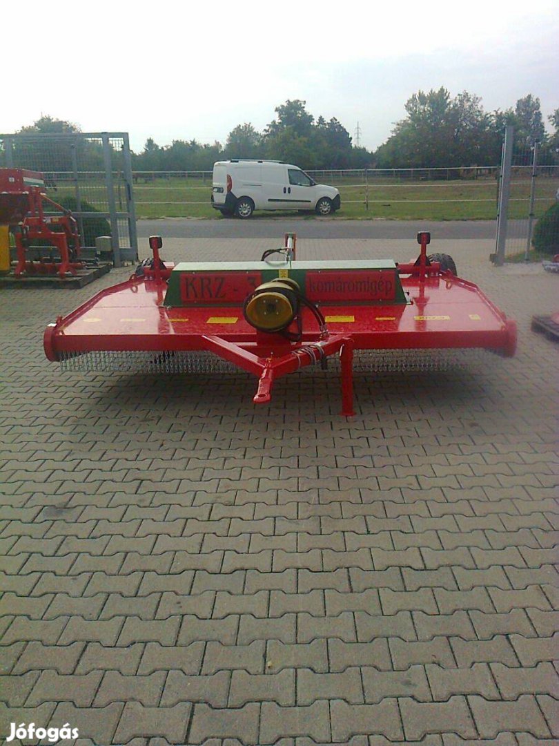 RZ-3 új szárzúzó