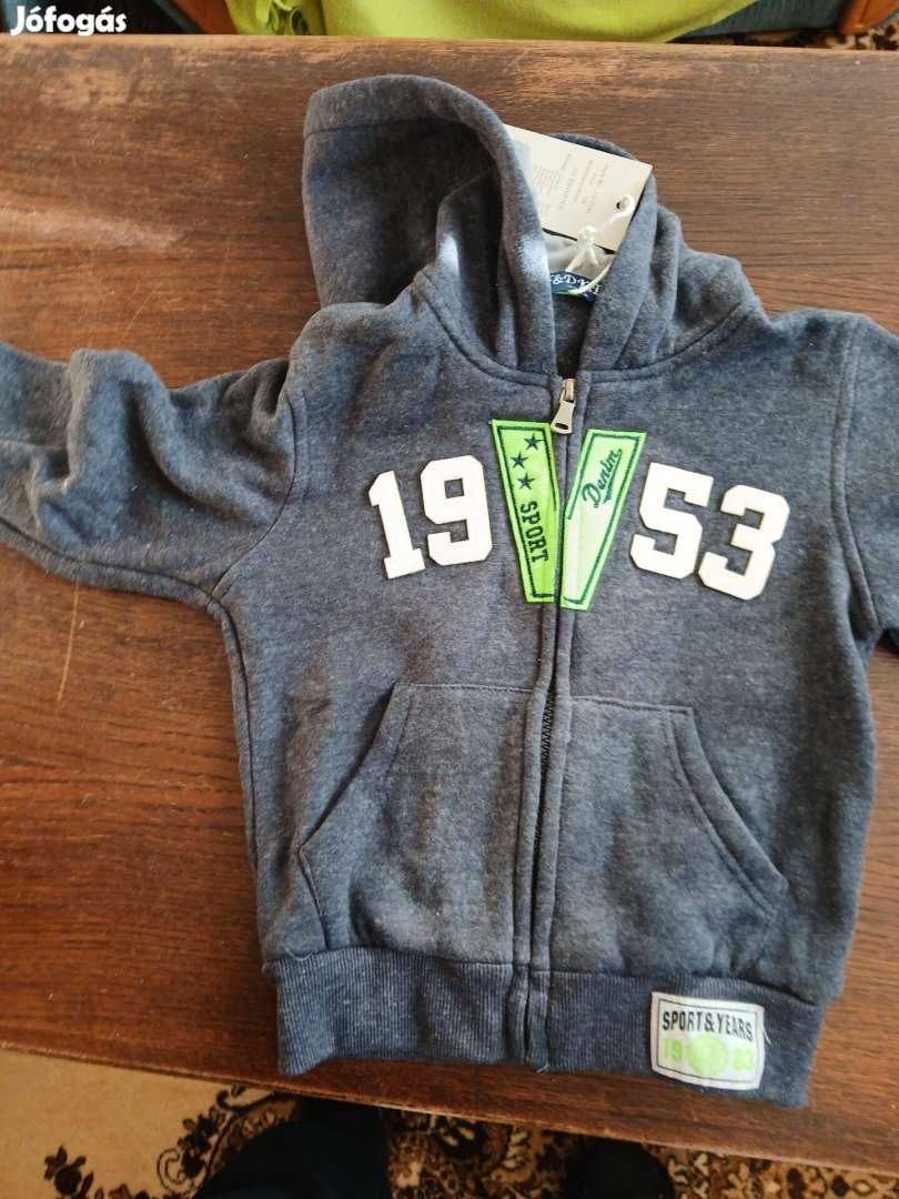 R-9. Gyerek Pulcsi 138-152 Méret Több szin Új termék