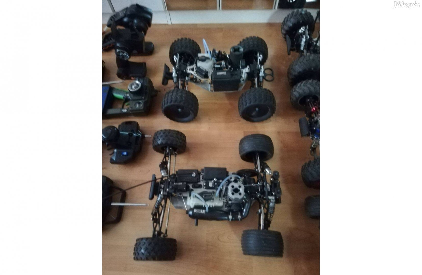 R/C Modell autó vegyesen, kompletten, a képen látható szett egyben!