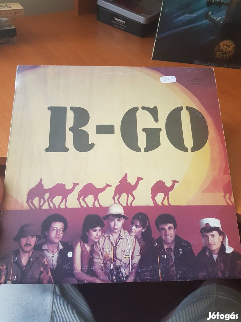R-GO bakelit nagylemez 1983