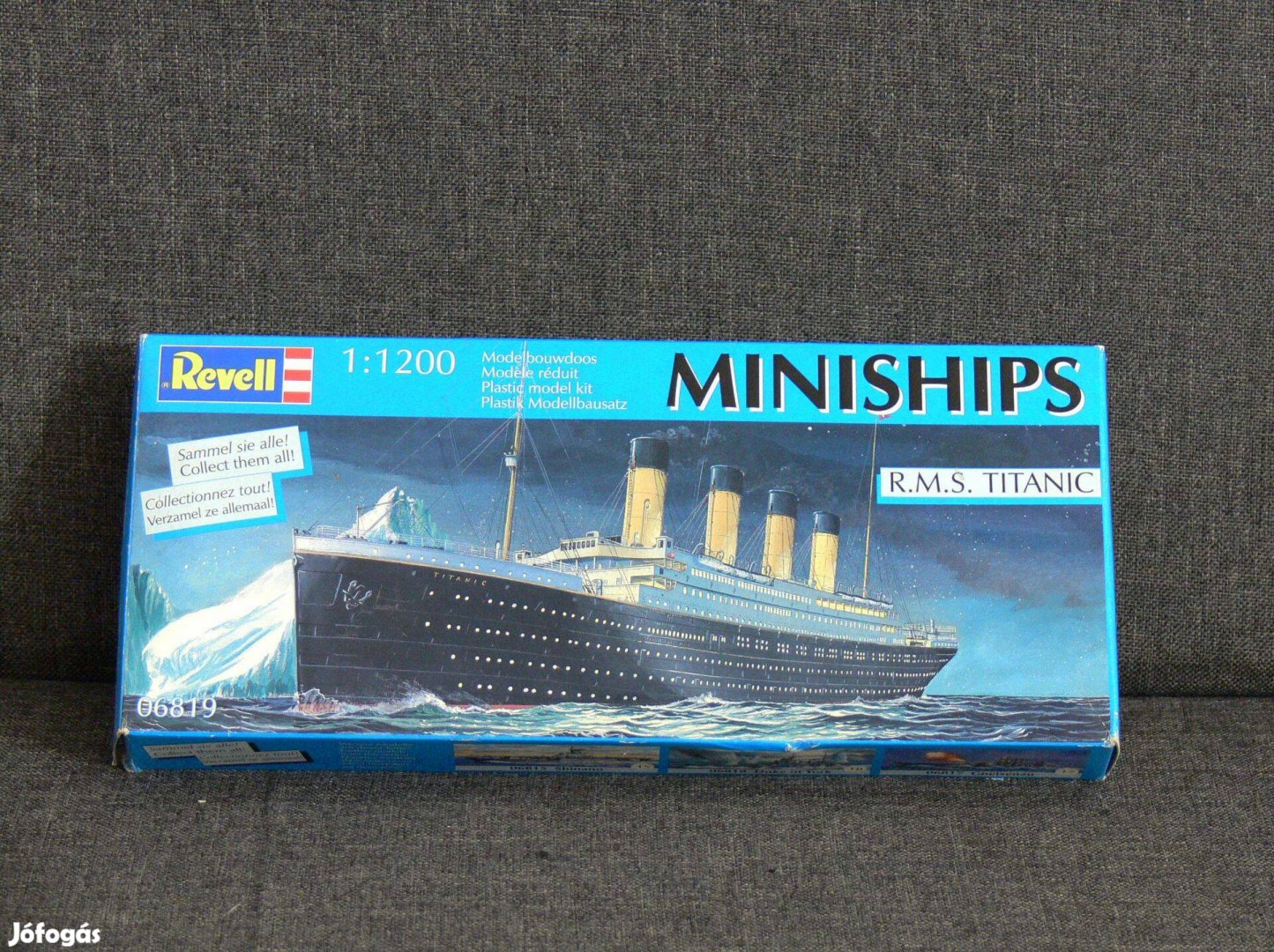 R.M.S. Titanic 1:1200 Revell 06819 Összeépíthető makett hajó (Új)
