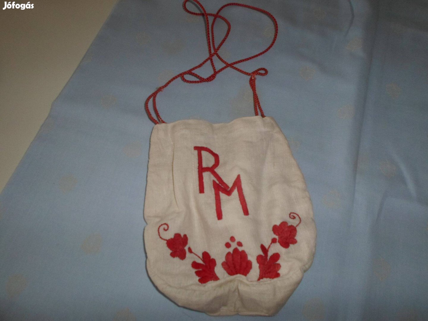 R.M. monogarmos, hímzett vászon tasak