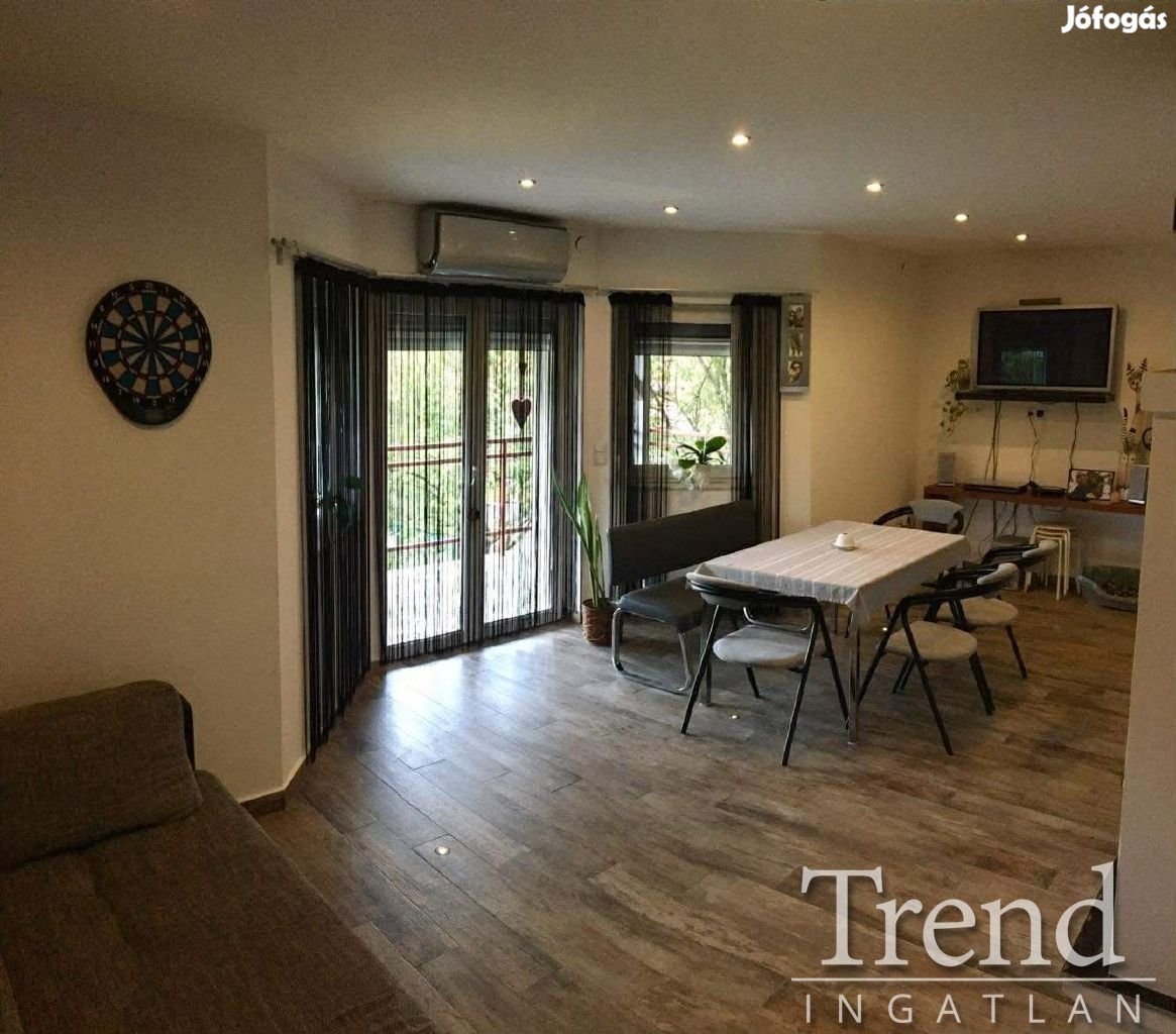 Rácalmás Dunaparti részén kiváló elosztású és állapotú ház