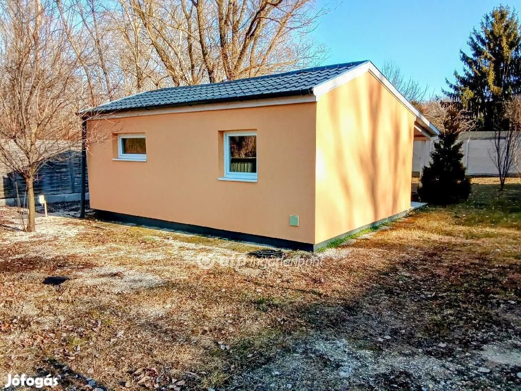 Ráckevei eladó 27 nm-es ház