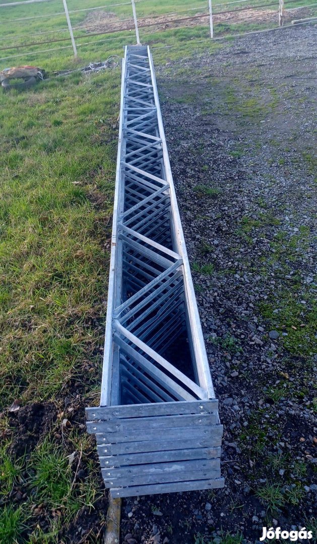 Rácsos tartó szerkezet