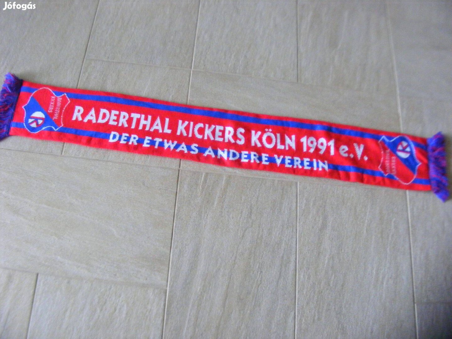 Raderthal Kickers Köln 1991 e.V. szurkolóisál , szurkolói sál, gyűjtem