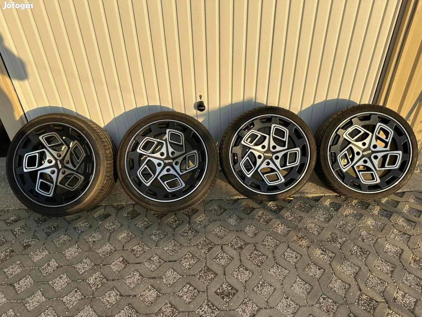 Radi8 CM9 5x120 BMW kétszéles Alufelni felni garnitúra szett